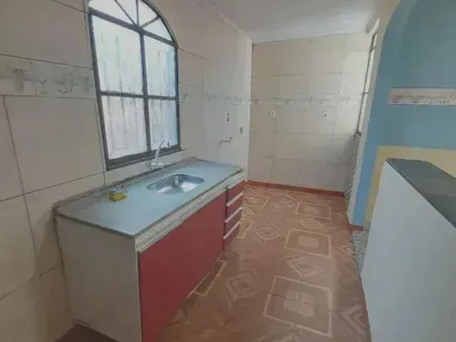 Imagem 3: Casa com 03 Quartos no Monte das Oliveiras - Venda