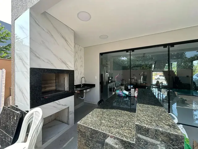 Imagem 14: Casa Duplex no Morada dos Passaros com 4 Suítes, 2 com Varanda/Espaço Gourmet/Piscina