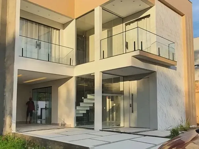Imagem 5: Casa Duplex no Morada dos Passaros com 4 Suítes, 2 com Varanda/Espaço Gourmet/Piscina