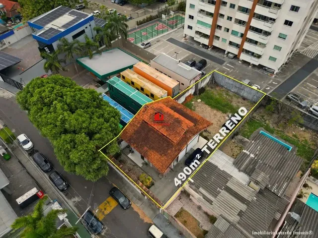 Imagem 9: Casa Duplex no Morada dos Passaros com 4 Suítes, 2 com Varanda/Espaço Gourmet/Piscina