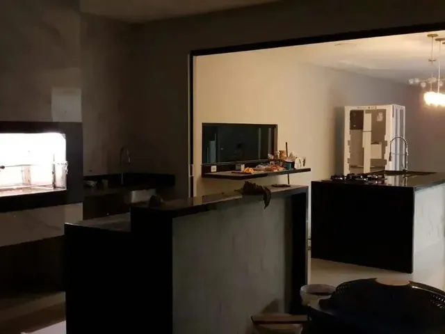 Imagem 13: Casa Duplex no Morada dos Passaros com 4 Suítes, 2 com Varanda/Espaço Gourmet/Piscina