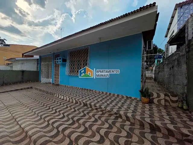 Imagem: Casa em Rua Fechada no Conjunto Cophasa