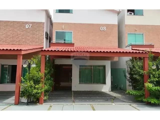 Imagem: A casa em condomínio possui 3 Dormitórios, 3 Suítes, 3