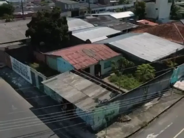 Imagem: Casa de Esquina Perfeita para Comércio