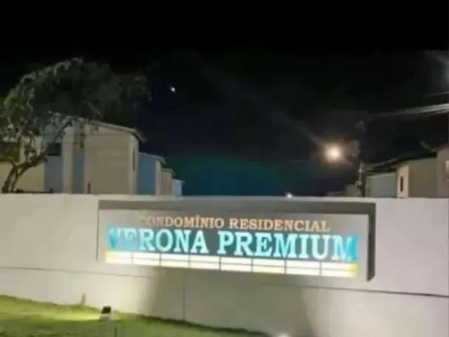 Imagem: O apartamento possui 2 Dormitórios, 1 Banheiro, 1 Vaga na