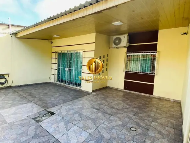 Imagem: A casa possui 2 Dormitórios, 1 Suíte, 2 Banheiros, 3