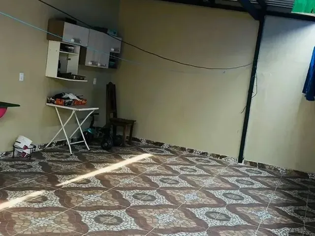Imagem 4: Vendo Casa Ampla - Nova Cidade - 2 Quartos