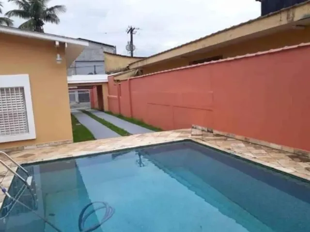 Imagem: Vendo Casa em Via Pública/ Documentação