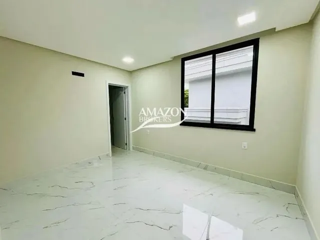 Imagem 2: Alphaville 1 - 430 M2 - 05 Suítes - 04 Vagas - Ponta Negra - Vendo