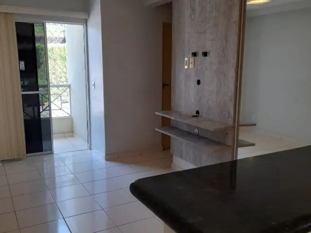 Imagem: O apartamento possui 2 Dormitórios, 1 Suíte, 2 Banheiros,