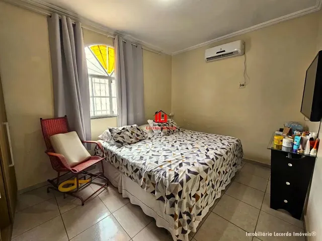 Imagem 5: Casa Térrea com 3 Qts (1 Suíte) no Adrianópolis/ Piscina com Cascata/ 3 Vagas