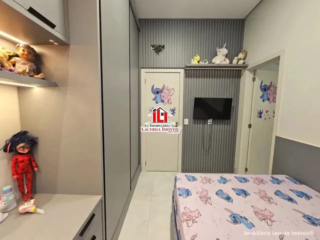 Imagem 3: Casa no Alphaville 4 com 4 Suítes Semimobiliada com Energia Solar/ Piscina com Hidro, 4