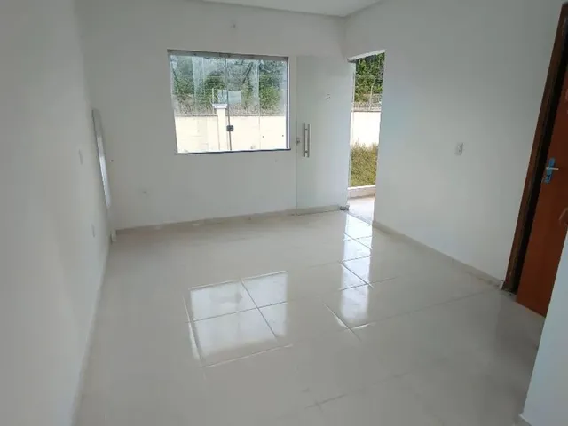 Imagem: /Casa com 2 Qrts no Condomínio Bella Ville
