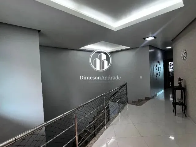 Imagem 7: Casa Duplex de 291 M², 4 Quartos, Climatizada e com Modulados no Cond. Residencial