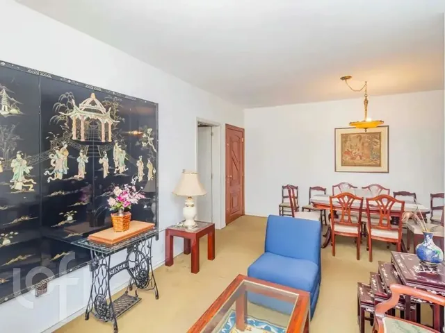 Imagem 4: Apartamento À Venda em Moinhos de Vento com 101 M², 3 Quartos, 1 Suíte, 1 Vaga