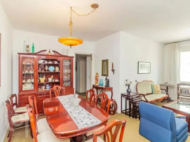 Imagem 11: Apartamento À Venda em Moinhos de Vento com 101 M², 3 Quartos, 1 Suíte, 1 Vaga