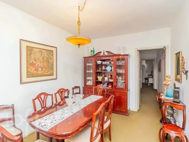 Imagem 10: Apartamento À Venda em Moinhos de Vento com 101 M², 3 Quartos, 1 Suíte, 1 Vaga