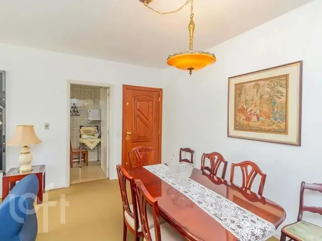 Imagem 6: Apartamento À Venda em Moinhos de Vento com 101 M², 3 Quartos, 1 Suíte, 1 Vaga