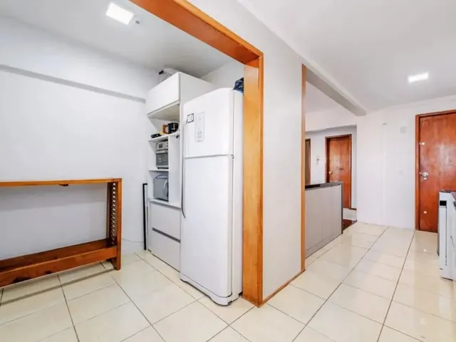 Imagem 5: Apartamento com 3 Quartos e 2 Vagas em Moinhos de Vento - Porto Alegre - Rs