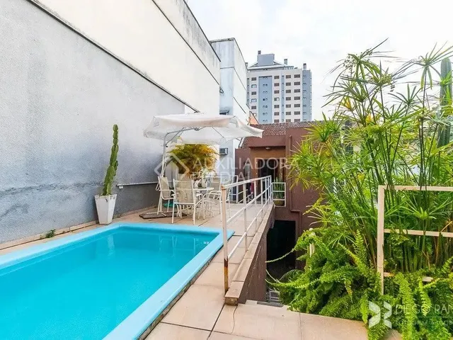 Imagem: Casa, 3 Dormitórios com Piscina e Pátio