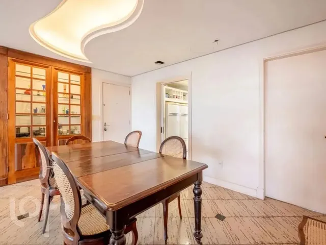 Imagem 6: Imóvel para Venda Tem 314 Metros Quadrados com 3 Quartos em Moinhos de Vento - Porto