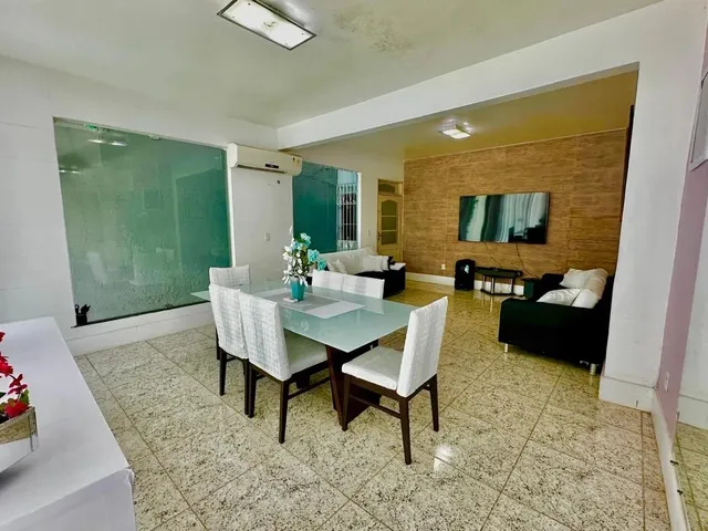 Imagem: Venda/ Casa/ Casa / 3 Pavimentos/ 413 M2