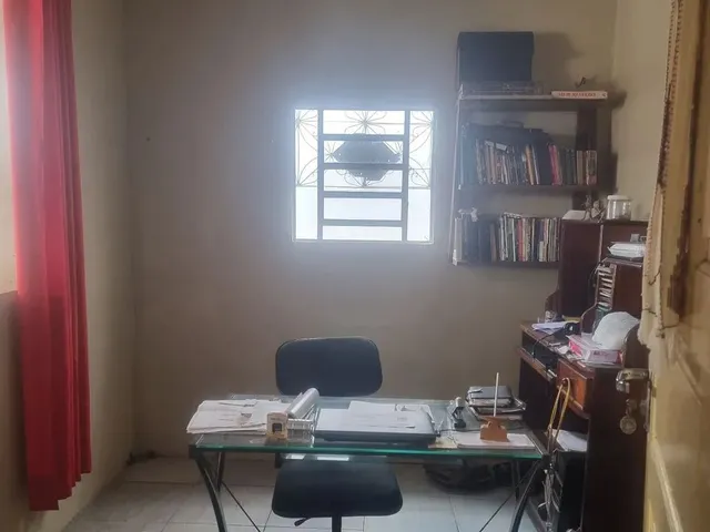 Imagem 2: Vendo- Casa Ampla - Bairro Mangueirao
