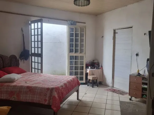 Imagem 3: Vendo- Casa Ampla - Bairro Mangueirao