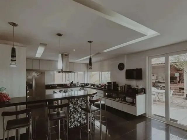 Imagem 15: Vendo Belissima Casa Duplex no Cond. Montenegro Boulevard