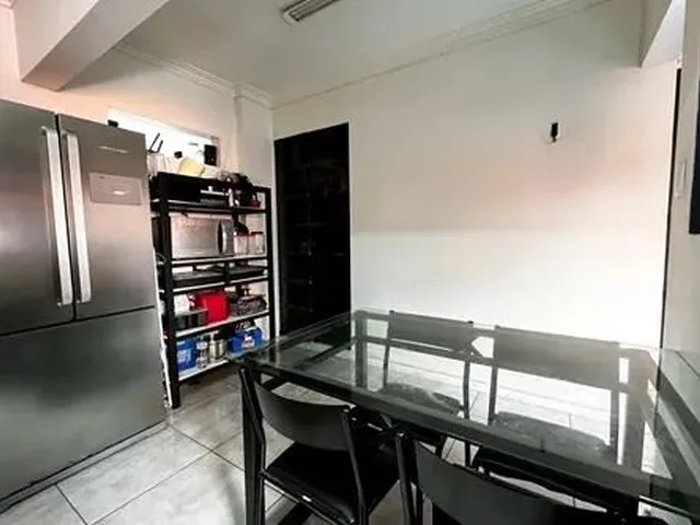 Imagem 8: Vendo Apartamento no Ed. Saint Etienne, Batista Campos, 3 Quartos, Excelente
