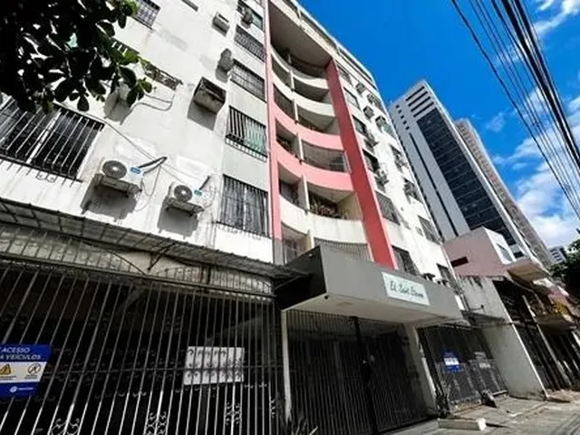 Imagem 15: Vendo Apartamento no Ed. Saint Etienne, Batista Campos, 3 Quartos, Excelente
