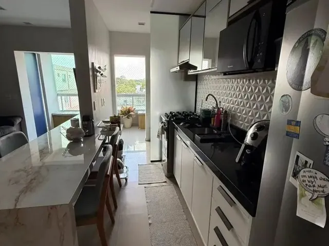 Imagem 8: Vendo Apto Mobilidado no Ed. Varandas do Marco, C/2 Quartos, Sendo 1 Suíte, Cozinha