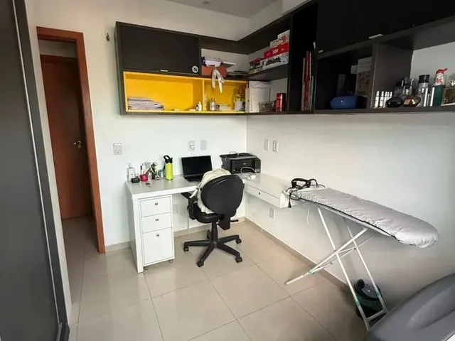 Imagem 9: Vendo Apto Mobilidado no Ed. Varandas do Marco, C/2 Quartos, Sendo 1 Suíte, Cozinha
