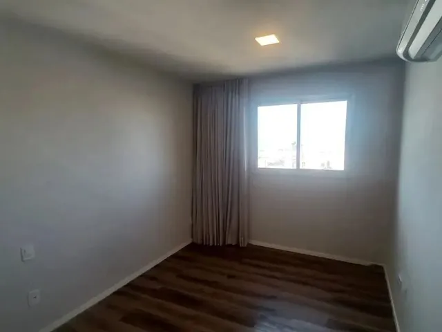 Imagem 2: Apartamento com 2 Quartos Sendo 1 Suíte no Bairro de Batista Campos. Área Privativa De