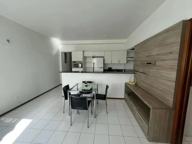 Imagem 1: F - Apartamento À Venda no Coqueiro