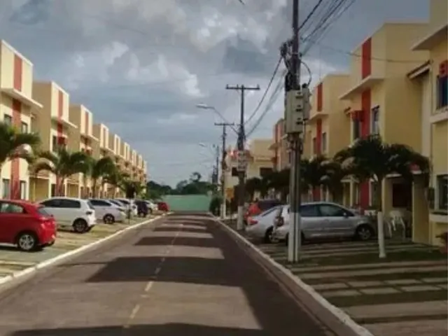 Imagem: A casa em condomínio possui 2 Dormitórios, 1 Suíte, 3
