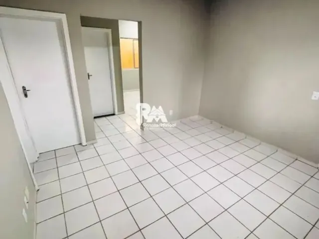 Imagem 6: Apartamento Reformado no Quinta Br Cedro 2 Quartos Sendo 1 Suíte com Ar Condicionado