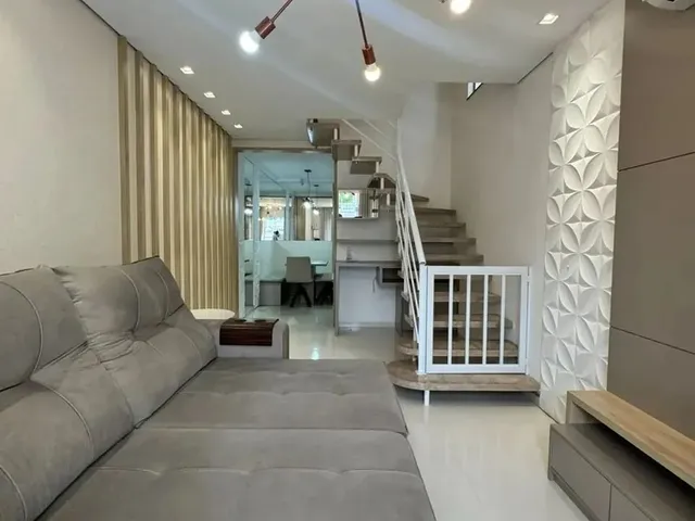 Imagem 2: Sobrado com Pátio - 02 Dorm. - Mobiliado e Equipado - Rio Pequeno - Camboriú/Sc