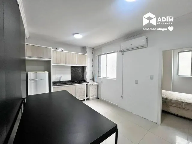Imagem 5: Aluguel Anual: Apartamento de 01 Dormitório, Semi-Mobiliado Av. Central em Balneário
