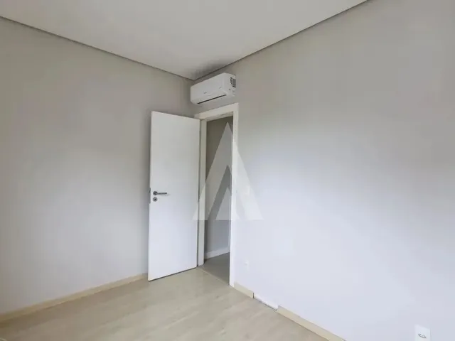 Imagem 10: Apartamento com 3 Quartos Sendo 2 Suíte, Sacada com Churrasqueira e 2 Vaga de Garagem No