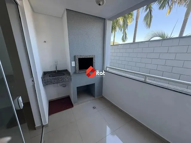 Imagem: O apartamento possui 2 Dormitórios, 1 Banheiro, 1 Vaga na