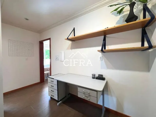Imagem 7: Apartamento com Terraço - Aluguel - 02 Suítes - 240M2 - Semi Mobiliado - Rua Coelho