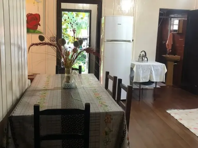 Imagem 1: Aluguel/Locação de Casa com 3 Quartos Mobiliada em Blumenau-Sc, Bairro Garcia