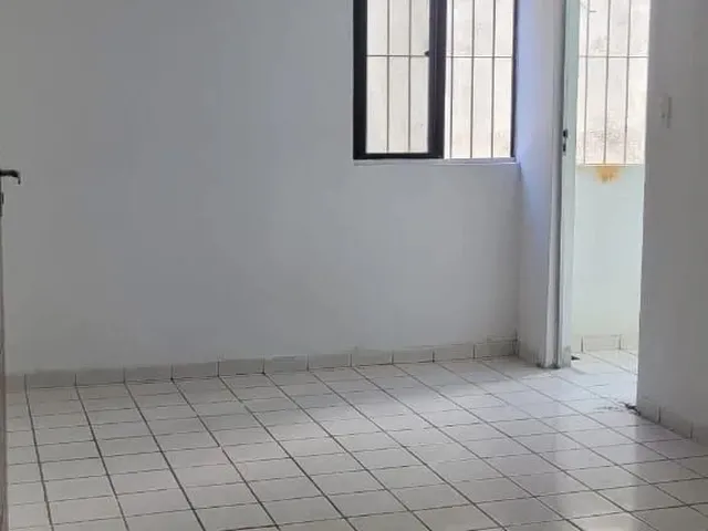 Imagem 13: Apt 2 Quartos na Comercial com Varanda Primeiro Andar