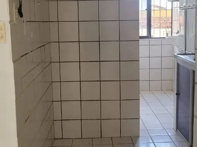 Imagem 5: Apt 2 Quartos na Comercial com Varanda Primeiro Andar