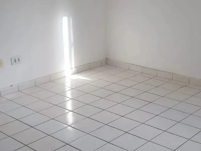 Imagem 9: Apt 2 Quartos na Comercial com Varanda Primeiro Andar
