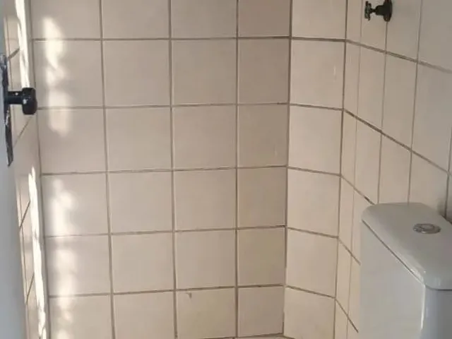 Imagem 4: Apt 2 Quartos na Comercial com Varanda Primeiro Andar