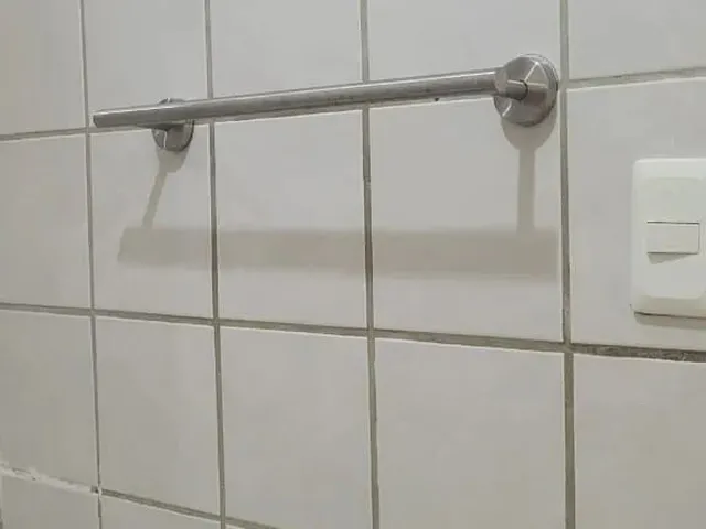 Imagem 3: Apt 2 Quartos na Comercial com Varanda Primeiro Andar