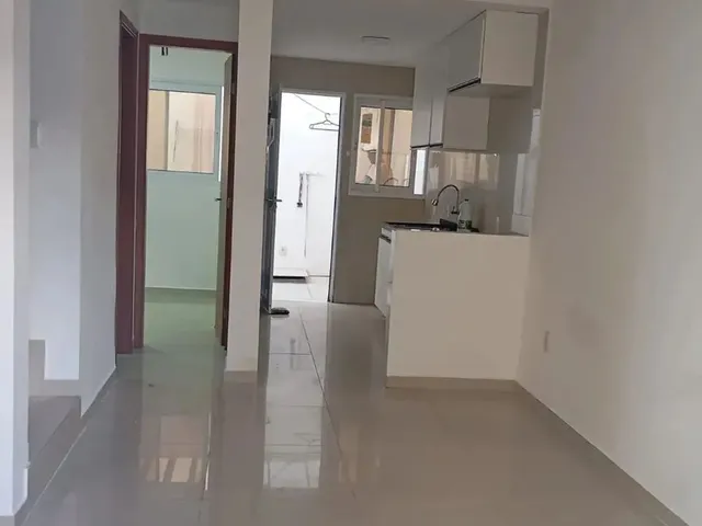 Imagem: Alugo Casa Triplex com 3 Quartos, Sendo