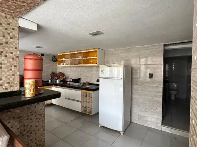 Imagem 4: Casa no Bairro Bondocongó- 200M², 4 Quartos, Espaço Gourmet, 2 Vagas, Projetada